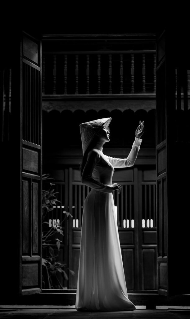 口臭が酸っぱい原因と対策は？