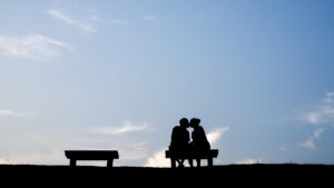 キス直前の口臭がばれないための対策は？